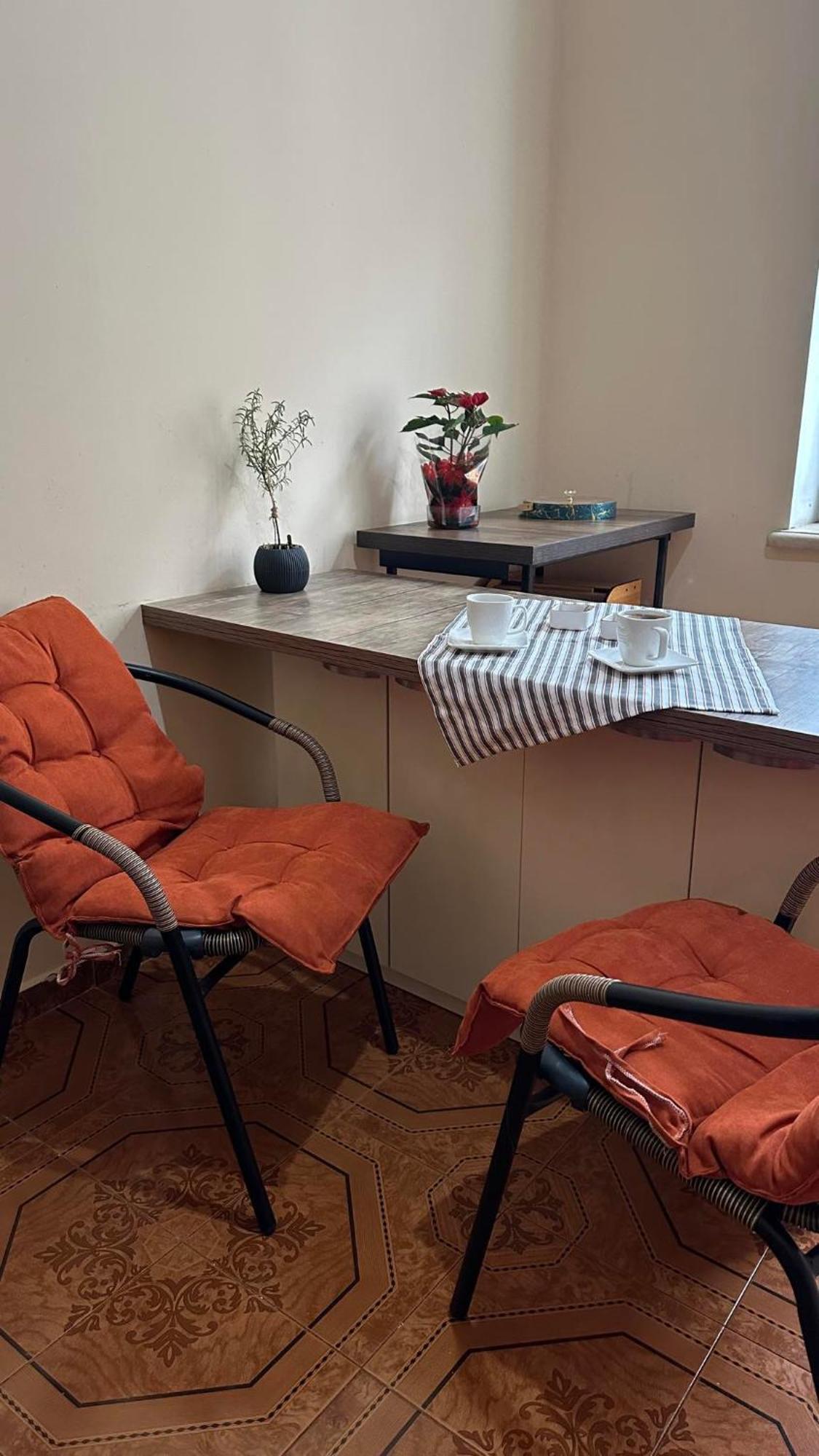 Colchis Ca777 Apartment Kutaisi Ngoại thất bức ảnh